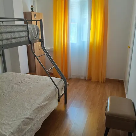 Global Living Apartment